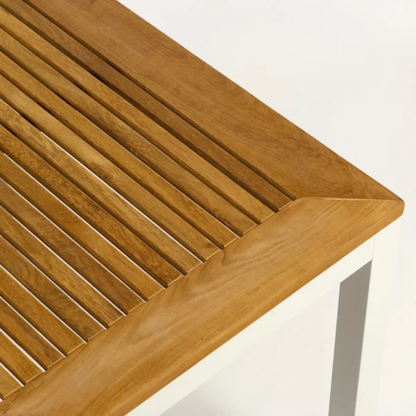 Mesa Tekla